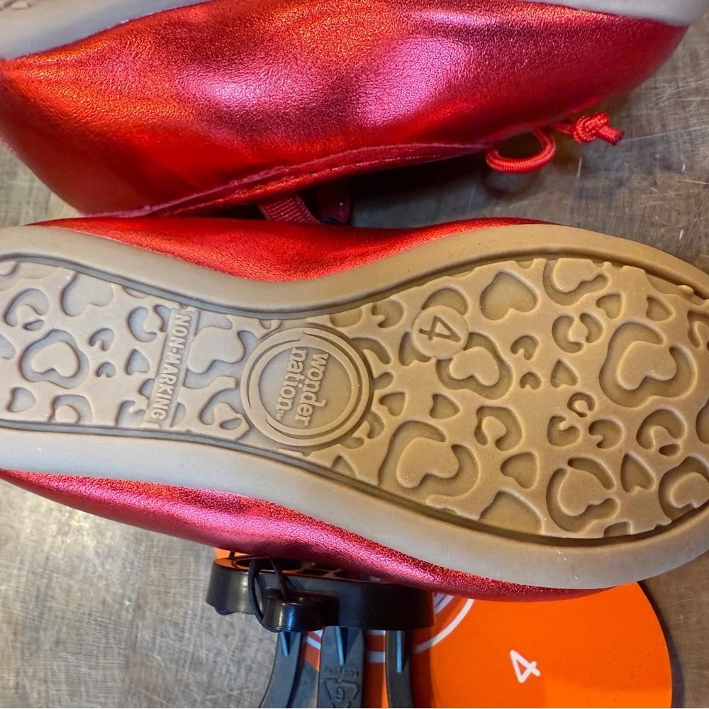 wonder nation Shiny Red Girls' sz 4 Mary Jane Flats with Bow Girls NEW